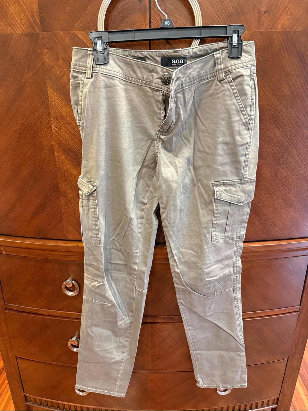 a.n.a Women’s Cargo Pants — Olive